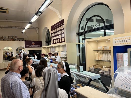 Gelateria Fassi - Gelato artigianale a Roma dal 1880 by null