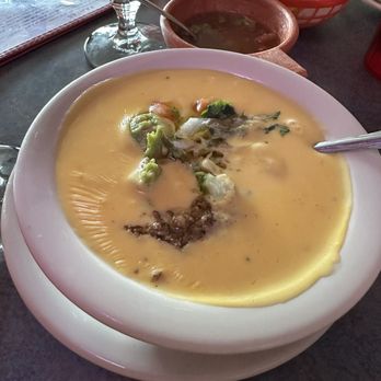 Las Lomas Tex-Mex Cantina - Queso Compuesto - Tex-Mex Near Me - Austin, Texas Las Lomas Tex-Mex Cantina - Queso Compuesto - Tex-Mex Near Me - Austin, Texas