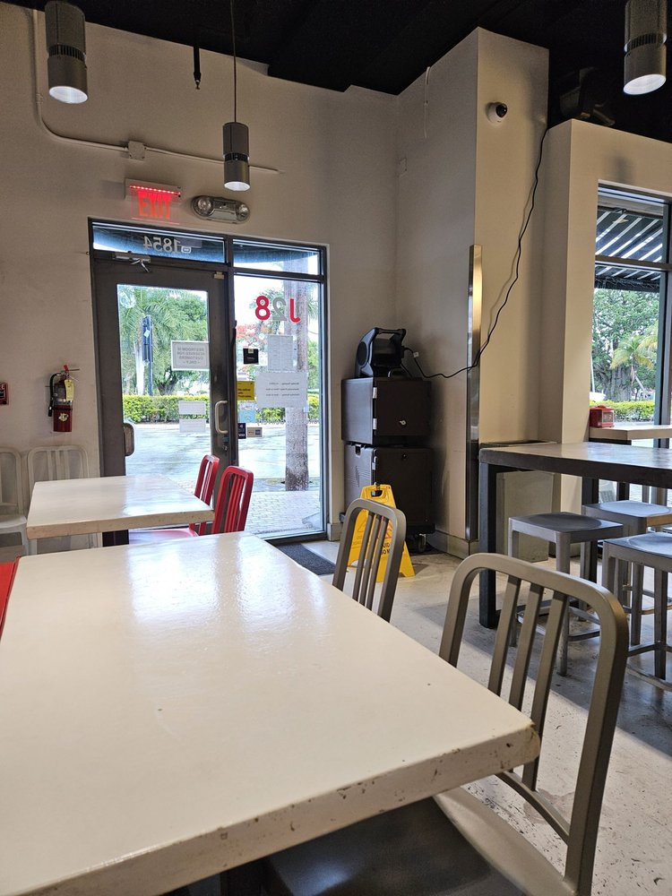 J28 Sandwich Bar
