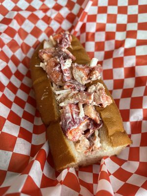 Maine-ly Sandwiches by null