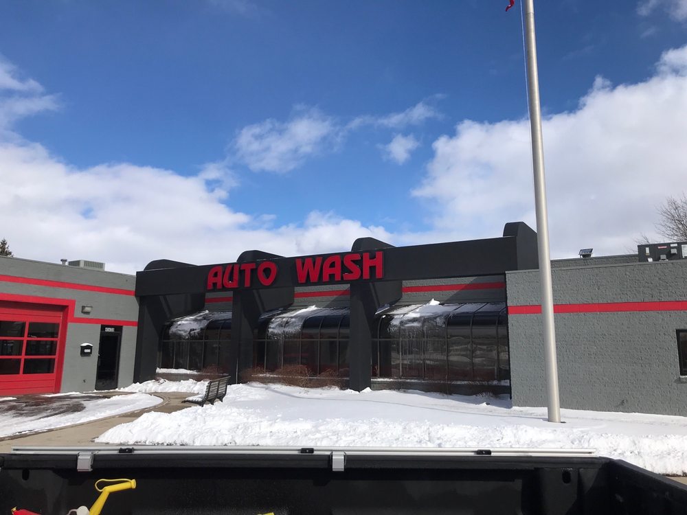 ROBIN AUTO WASH 34 Photos & 31 Reviews 45430 Schoenherr Rd, Utica
