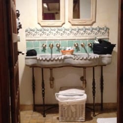 Hotel Palacio de los Salcedo - Detalle del baño