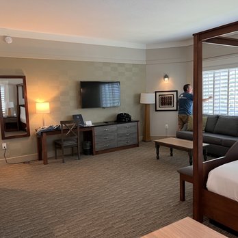 Carlisle Inn - King bed suite - Hotels Near Me - Sarasota, Florida Carlisle Inn - King bed suite - Hotels Near Me - Sarasota, Florida