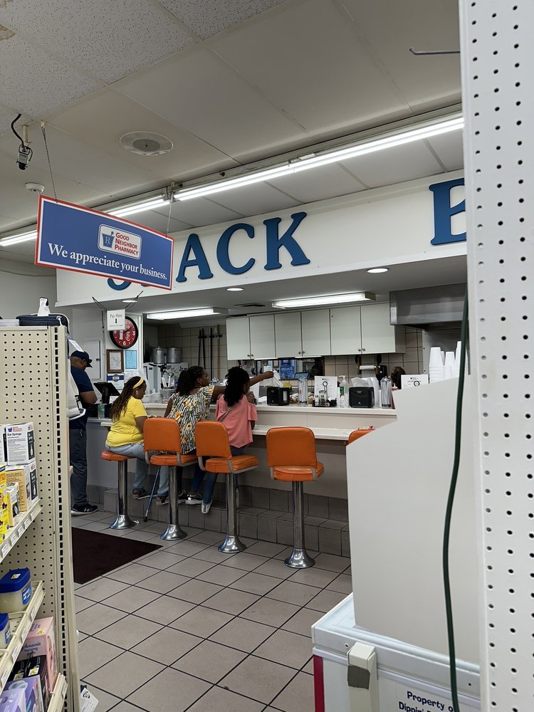 DAVIS DRUG Updated September 2024 111 S Main St, Columbiana