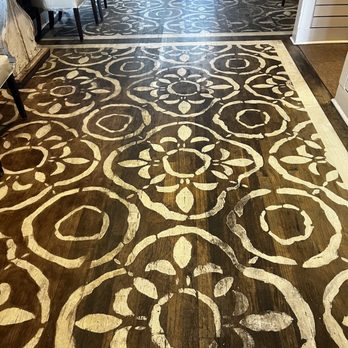 Tavern & Table - cool floor - New American Near Me - Mt. Pleasant, South Carolina Tavern & Table - cool floor - New American Near Me - Mt. Pleasant, South Carolina