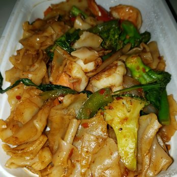 Hi-So Thai - Drunken Noodle - Thai Near Me - Weehawken, New Jersey Hi-So Thai - Drunken Noodle - Thai Near Me - Weehawken, New Jersey