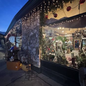 Ruby Bloom Floral + Gifts - Gift Shops Near Me - Caldwell, Idaho
