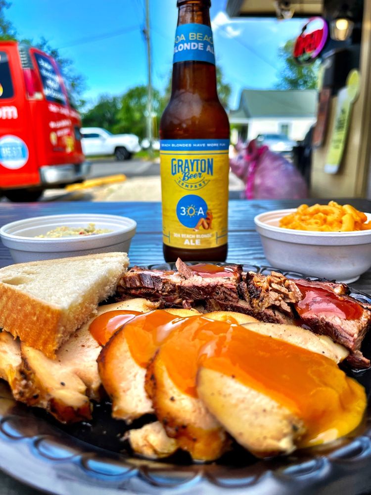 HOT SPOT BARBECUE Updated May 2024 374 Photos & 451 Reviews 901 E