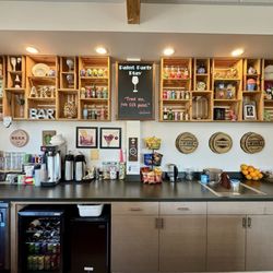 Venvino Art Studios - The coffee/ wine/ beer/ snack bar.