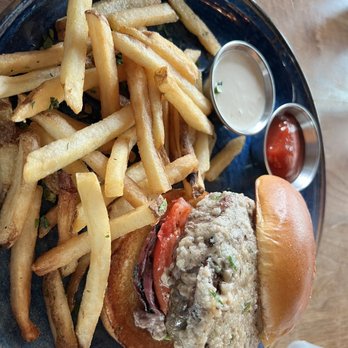 Eureka! - Overall, the 28 day aged Bone Marrow Burger tastes really good! - American Near Me - Bakersfield, California
