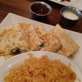 Plaza Azteca Hampton - Spinach and chicken quesadilla - Mexican Near Me - Hampton, Virginia Plaza Azteca Hampton - Spinach and chicken quesadilla - Mexican Near Me - Hampton, Virginia