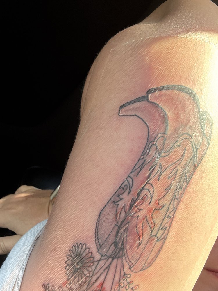 Sacred Souls Tattoo Parlor Logo