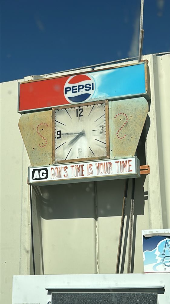 RON’S MARKET Updated October 2024 106 E Jones Ave, Kansas