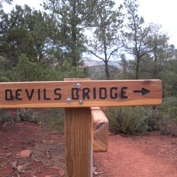 Devil's Bridge Trail - Hiking Near Me - Sedona, Arizona Devil's Bridge Trail - Hiking Near Me - Sedona, Arizona