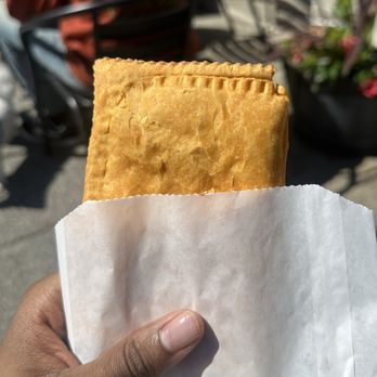 Brooklyn Blend - Salmon Patty - Juice Bars & Smoothies Near Me - Brooklyn, New York Brooklyn Blend - Salmon Patty - Juice Bars & Smoothies Near Me - Brooklyn, New York