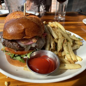 Prime Steakhouse - Prime Steakburger - Bars Near Me - Redmond, Washington Prime Steakhouse - Prime Steakburger - Bars Near Me - Redmond, Washington