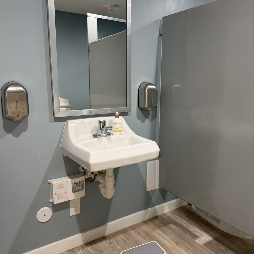 Wonderworld Playground - Bathrooms - Playgrounds Near Me - Culver City, California Wonderworld Playground - Bathrooms - Playgrounds Near Me - Culver City, California
