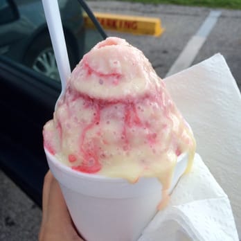 Frostbites Shaved Ice - Strawberry cheesecake with extra cream and ice cream - Shaved Ice Near Me - San Antonio, Texas