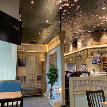 Zeng Sushi Delight - Sushi Bars Near Me - San Leandro, California Zeng Sushi Delight - Sushi Bars Near Me - San Leandro, California