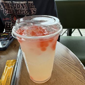 Doro Marketplace - Strawberry popping boba lemonade - Bakeries Near Me - Windsor Locks, Connecticut