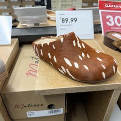 DSW Designer Shoe Warehouse