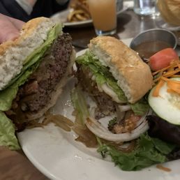 Ordered burger medium rare.   It came well done.