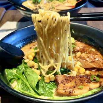 Momiji - Noodle pull! | IG: @nomwithelaine - Ramen Near Me - Colma, California