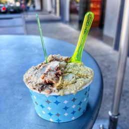 Pistachio and chocolate/peanut butter Pistachio and chocolate/peanut butter