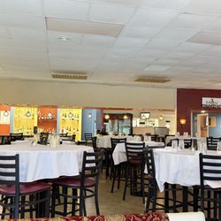 MOV Fusion Bar And Grill - Inside