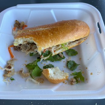 Hello Banh Mi - Classic grilled chicken bahnmi - Vietnamese Near Me - Kirkland, Washington Hello Banh Mi - Classic grilled chicken bahnmi - Vietnamese Near Me - Kirkland, Washington