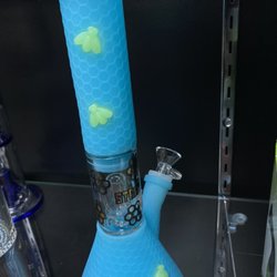 Top Cloud Smoke & Vape - Waterproof pipes