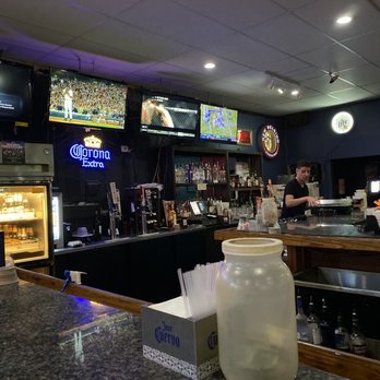 Q Bar Katy - Pool Halls Near Me - Katy, Texas