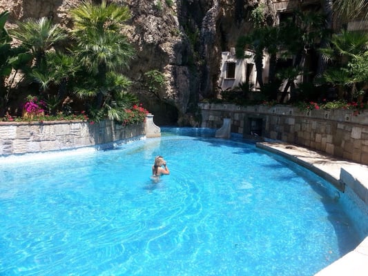 Aeneas' Landing Resort by null