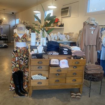 Swirl Boutique - Women's Clothing Near Me - San Clemente, California Swirl Boutique - Women's Clothing Near Me - San Clemente, California