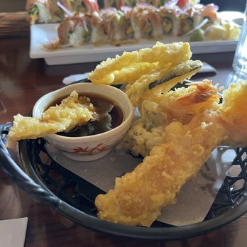Hakane Sushi - Sushi Bars Near Me - Ojai, California
