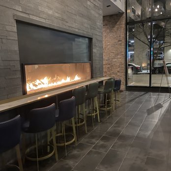 The Tasting Room at Chicago Winery - Entrance area - Wine Bars Near Me - Chicago, Illinois