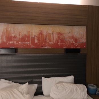 Aloft by Marriott Phoenix-Airport - King size bed hotel room Aloft Phoenix AZ - Hotels Near Me - Phoenix, Arizona