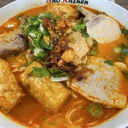 B4. Bun Rieu / Vietnamese Crab Soup