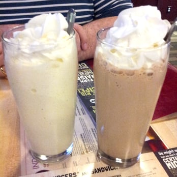 Bagger Dave's Burger Tavern - Vanilla Malt and Chocolate shakes - Burgers Near Me - Fort Wayne, Indiana