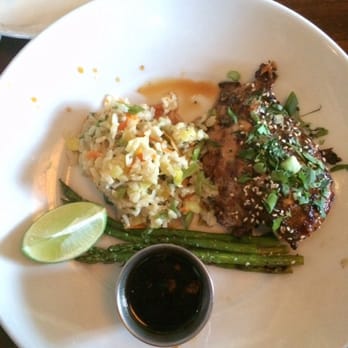 Houlihan's - Thai grilled chicken - Bars Near Me - Hernden, Virginia Houlihan's - Thai grilled chicken - Bars Near Me - Hernden, Virginia