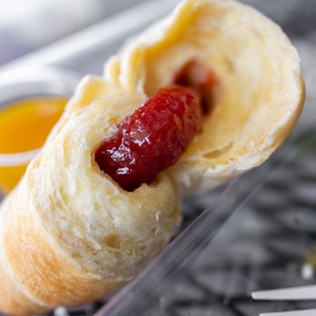 Milohas - Guava Finger cross-section - Bakeries Near Me - San Jose, California