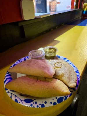 Mami's Empanadas by null