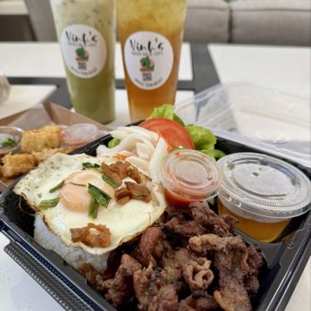 Vinh’s Banh Mi and Cafe - Broken rice dish - Vietnamese Near Me