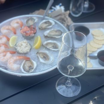 OystHERS Raw Bar & Bubbly - Live/Raw Food Near Me - Bath, Maine