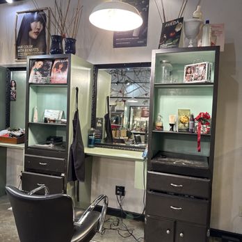 Hello Gorgeous Spa & Salon - There are six styling chairs. - Massage Near Me - Floyds Knobs, Indiana Hello Gorgeous Spa & Salon - There are six styling chairs. - Massage Near Me - Floyds Knobs, Indiana