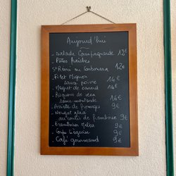 Le Saint-Rémi - The daily menu is on a board