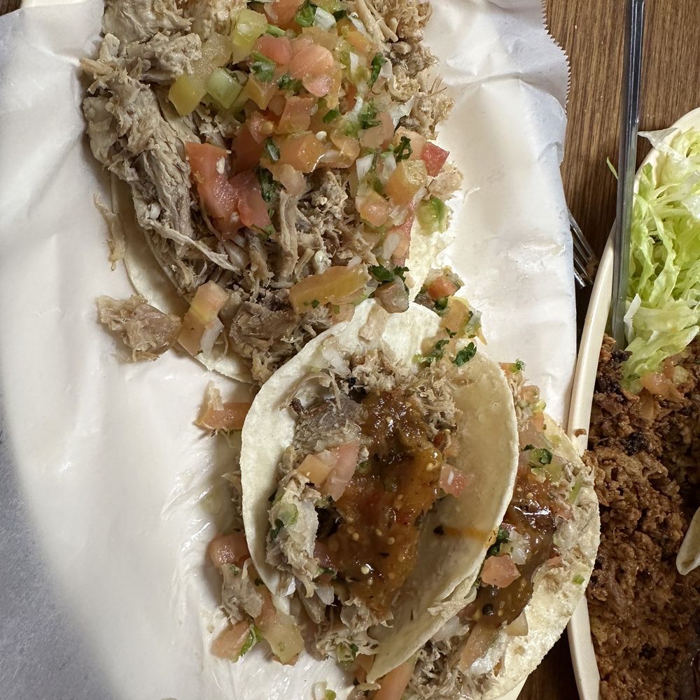 Taqueria Los Dos Gallos - Carnitas tacos - Mexican Near Me - Concord, California