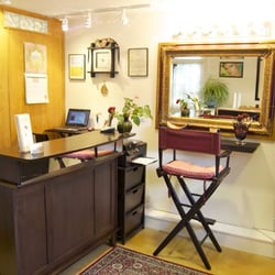Malimor Skin Care - Customer greeting area and makeup station
