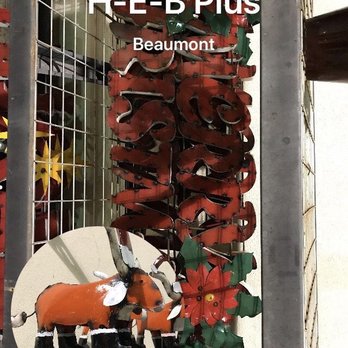 H-E-B Plus - Christmas in November - Grocery Near Me - Beaumont, Texas