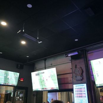 Whiskey Wings - Inside TVs. - Sports Bars Near Me - Tarpon Springs, Florida